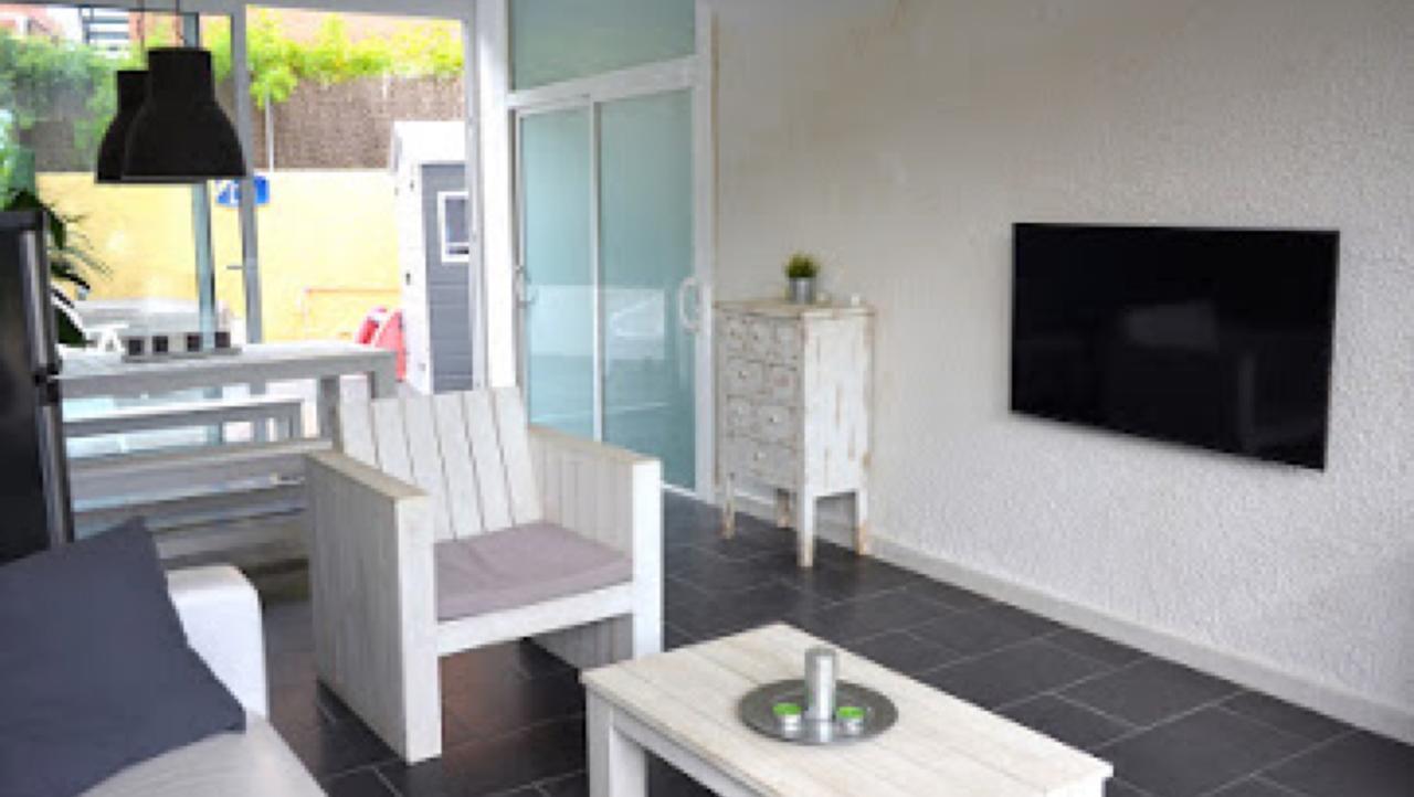 Beach House Castelldefels Exterior photo