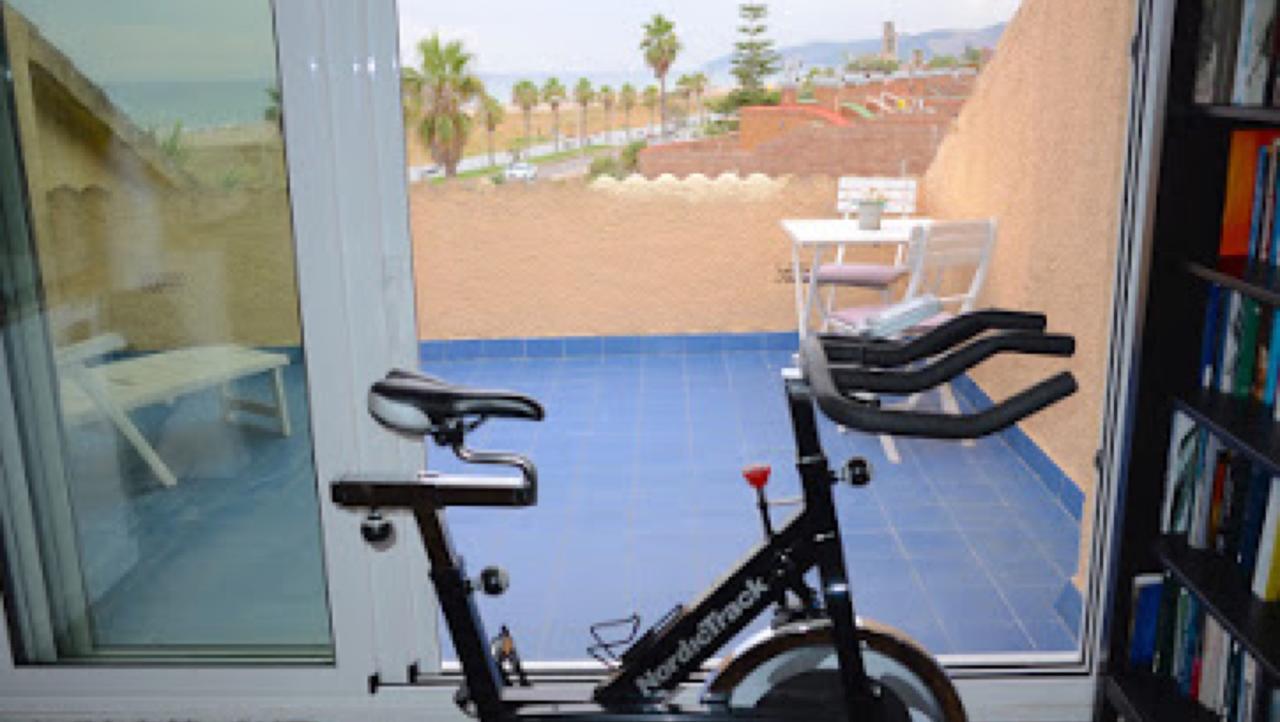 Beach House Castelldefels Exterior photo