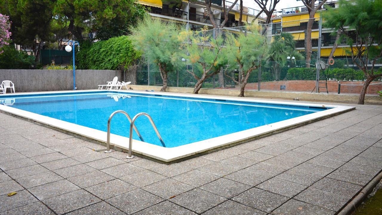 Beach House Castelldefels Exterior photo